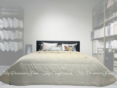 Бархатное покрывало Blumarine Blu Velvet Magnolia 270х270 молочное