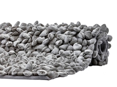 Серый коврик Aquanova Rocca Silver grey 60х60