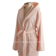 Женский розовый махровый халат с капюшоном Blumarine Benessere Cipria