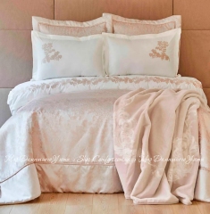 Набор постельное белье с покрывалом + плед Karaca Home Jessica Rosegold евро розовое золото