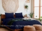 Однотонное синее постельное белье из вареного хлопка La Maison Mariella deep indigo евро